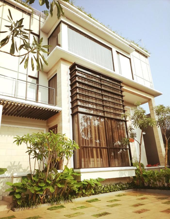 The Nyaman Motel Jakarta Bagian luar foto