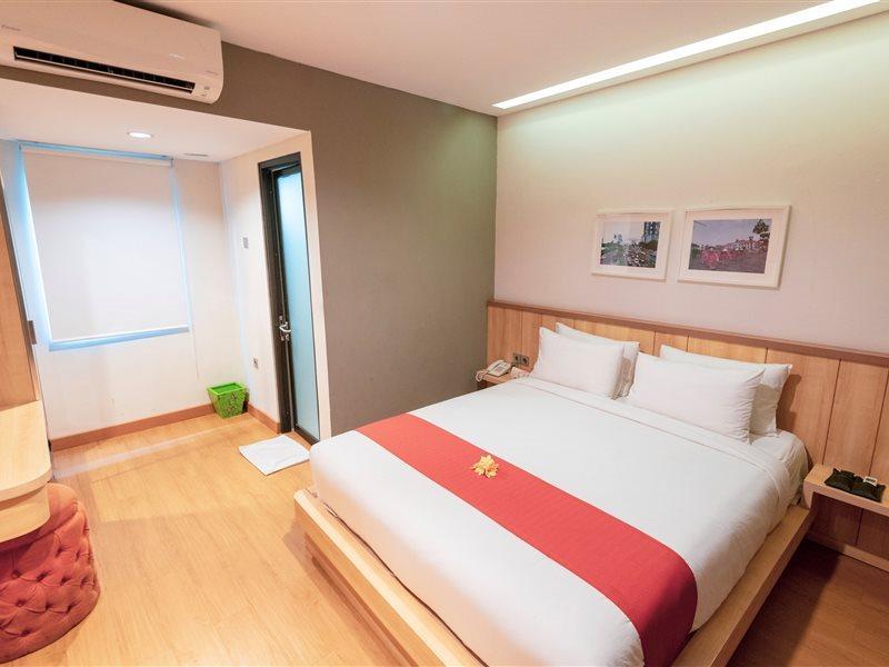 The Nyaman Motel Jakarta Bagian luar foto